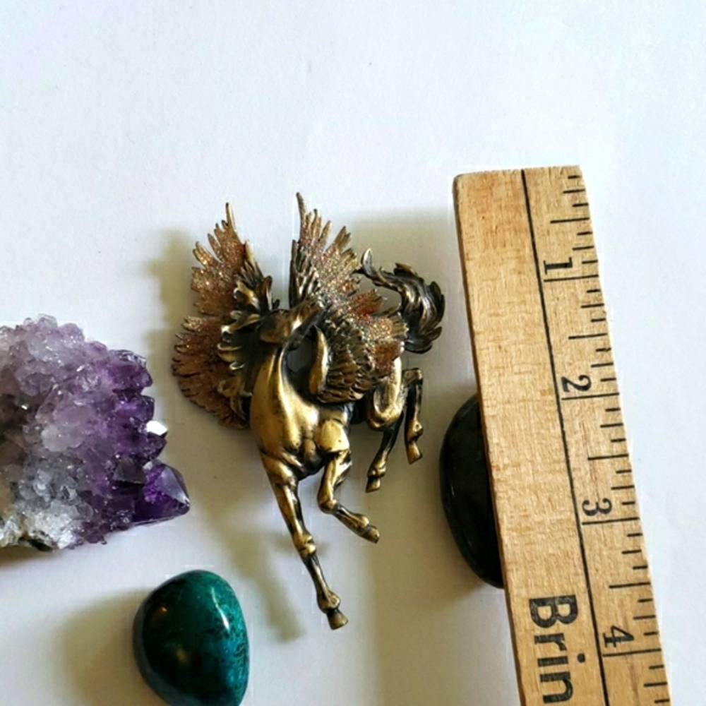 Vintage JJ brass Pegasus brooch - Picture 4 of 7